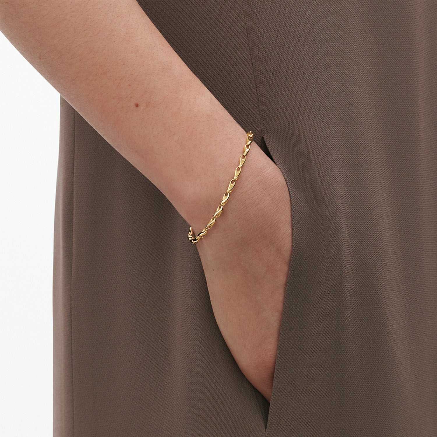 DETAIL232668